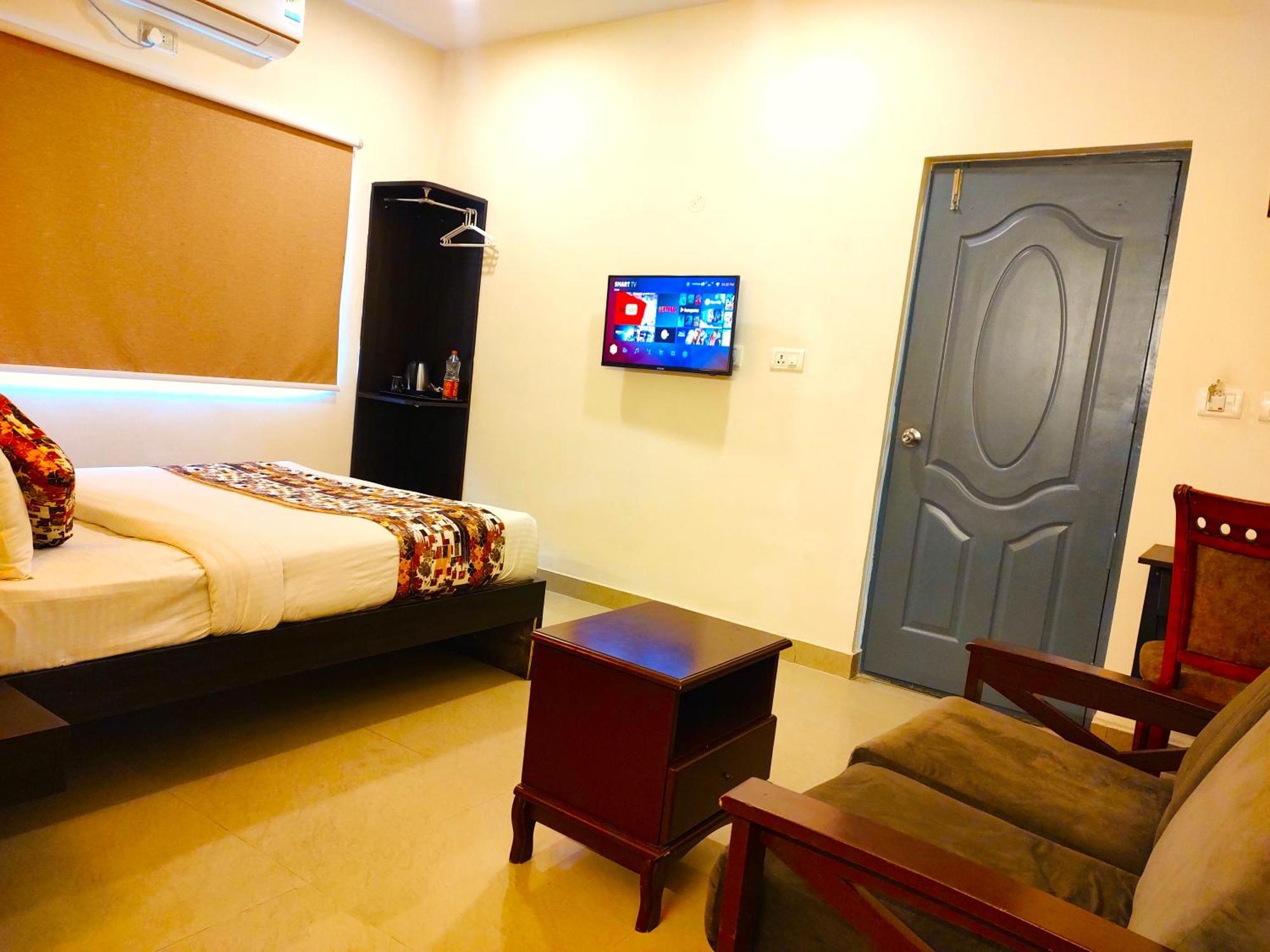 Athasri Hotel Hsr Layout Bangalore Exterior foto