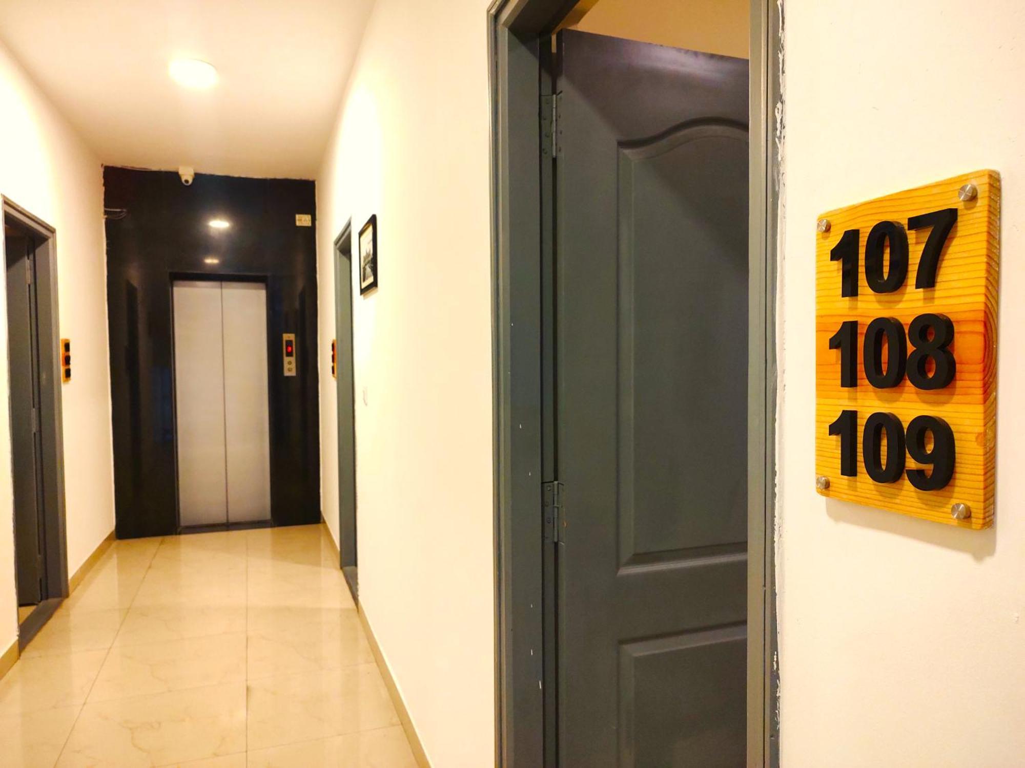 Athasri Hotel Hsr Layout Bangalore Exterior foto
